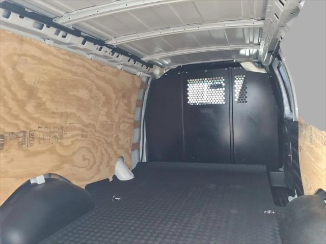 2022 Chevrolet Express Cargo Van RWD 2500 Regular Wheelbase WT