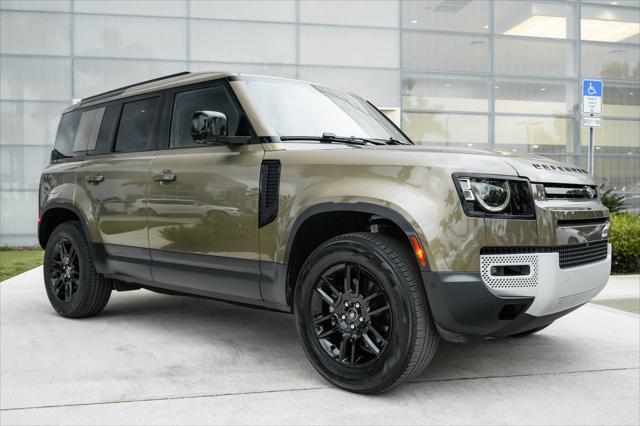 2025 Land Rover Defender 110 P300