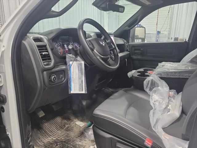 2025 RAM 4500 Chassis Tradesman/Big Horn