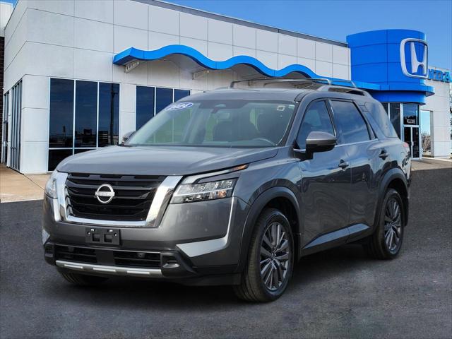 2024 Nissan Pathfinder SL FWD