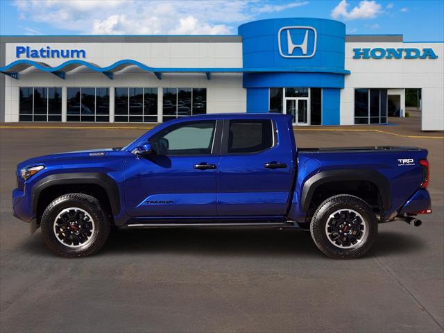 2025 Toyota Tacoma Hybrid TRD Off Road