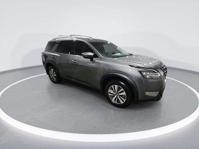 2022 Nissan Pathfinder SL 2WD