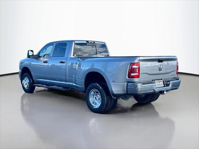 2024 RAM 3500 Tradesman Crew Cab 4x4 8 Box