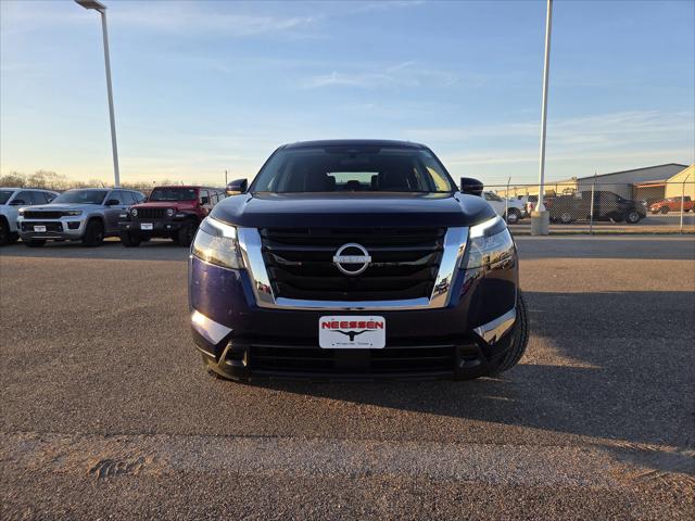 2025 Nissan Pathfinder SV FWD