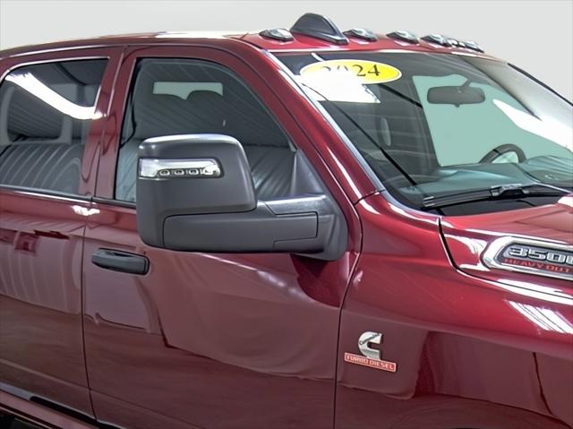 2024 Ram 3500 Tradesman Crew Cab 4x4 6'4" Box