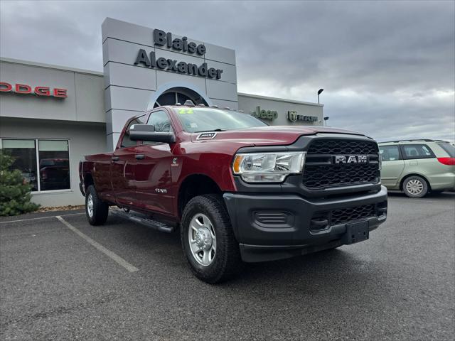 2022 RAM 3500 Tradesman Crew Cab 4x4 8 Box