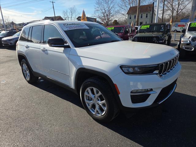2023 Jeep Grand Cherokee Limited 4x4 2023 Jeep Grand Cherokee Limited 4x4