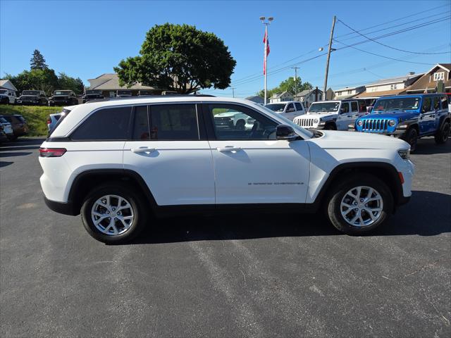 2023 Jeep Grand Cherokee Limited 4x4 2023 Jeep Grand Cherokee Limited 4x4