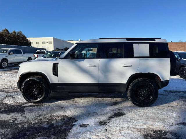 2025 Land Rover Defender 110 P300