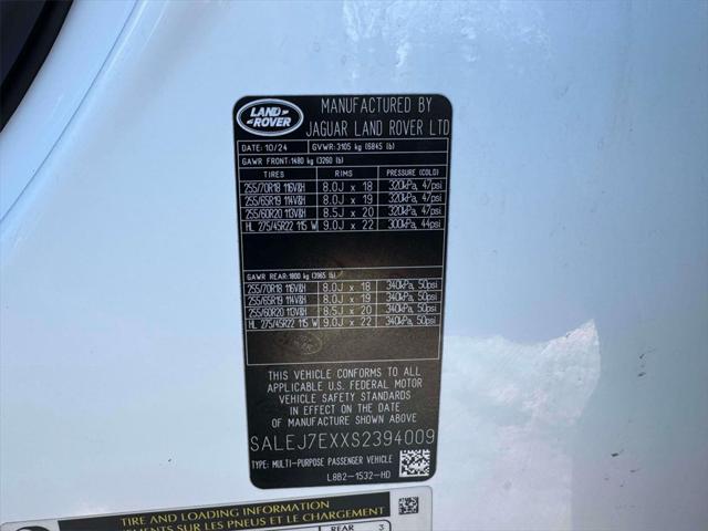 2025 Land Rover Defender 110 P300