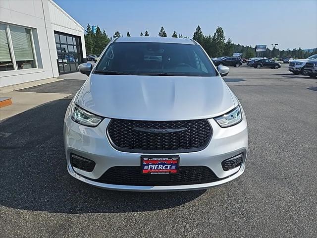 2023 Chrysler Pacifica Hybrid Touring L