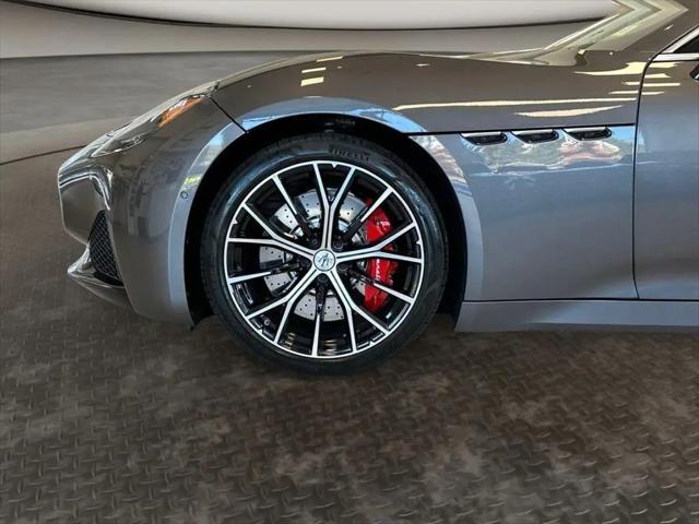 2026 Maserati GranCabrio Standard