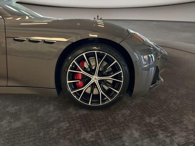 2026 Maserati GranCabrio Standard