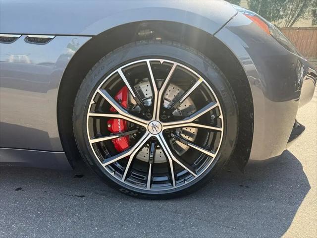 2026 Maserati GranCabrio Standard