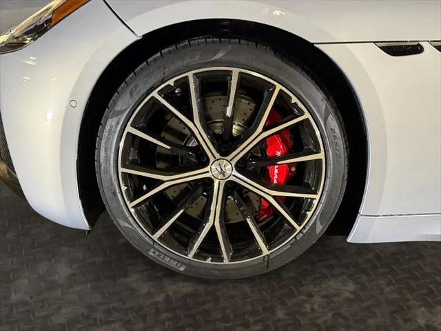 2026 Maserati GranCabrio Standard