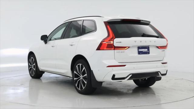 2023 Volvo XC60 B5 Plus Dark Theme