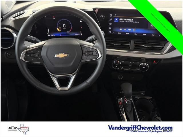 2025 Chevrolet Trax FWD LT