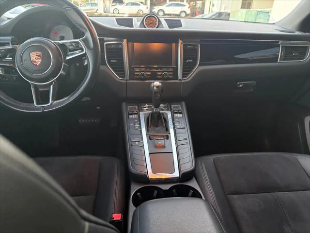 2015 Porsche Macan S