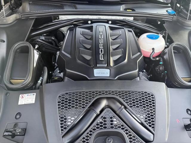 2015 Porsche Macan S