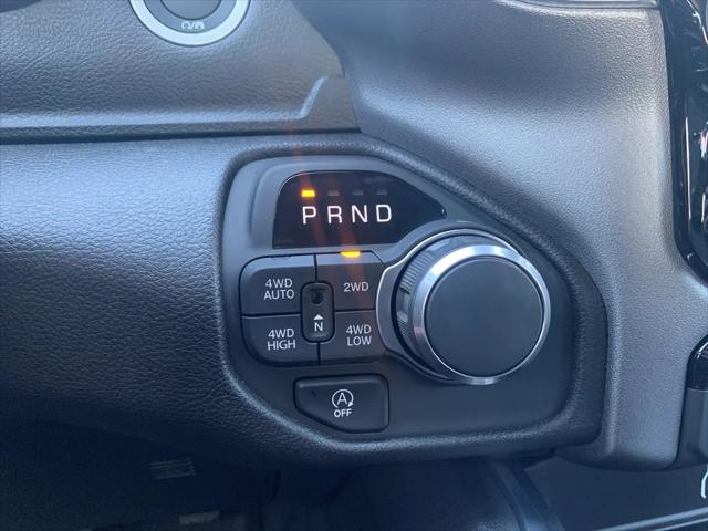 2025 Ram 1500 Big Horn Crew Cab 4x4 5'7" Box