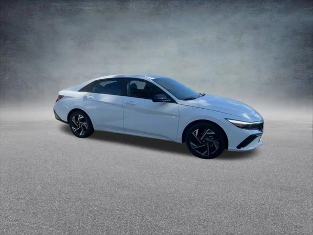 2025 Hyundai Elantra Hybrid SEL Sport