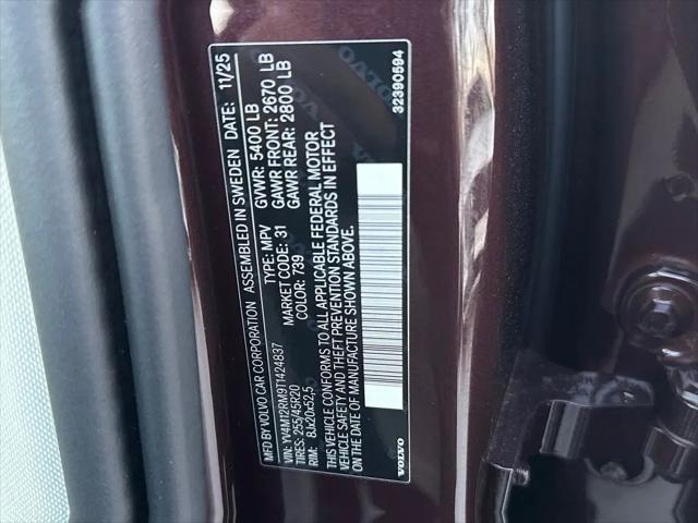 2026 Volvo XC60 B5 Ultra