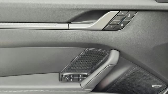 2025 Porsche 911 Carrera