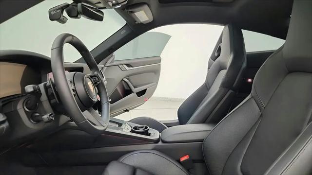 2025 Porsche 911 Carrera