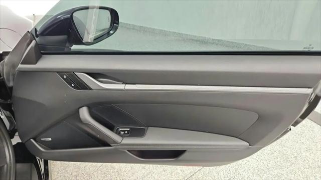 2025 Porsche 911 Carrera