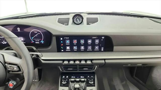 2025 Porsche 911 Carrera
