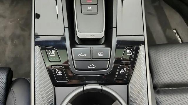 2025 Porsche 911 Carrera