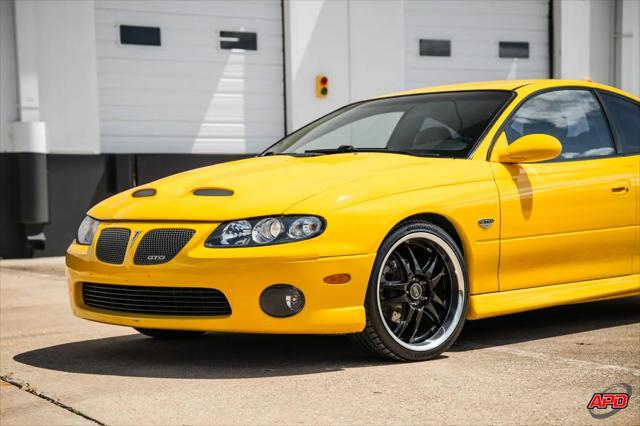 2004 Pontiac GTO Base