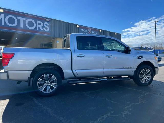 2017 Nissan Titan SL