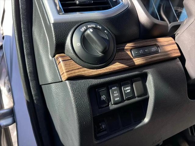 2017 Nissan Titan SL