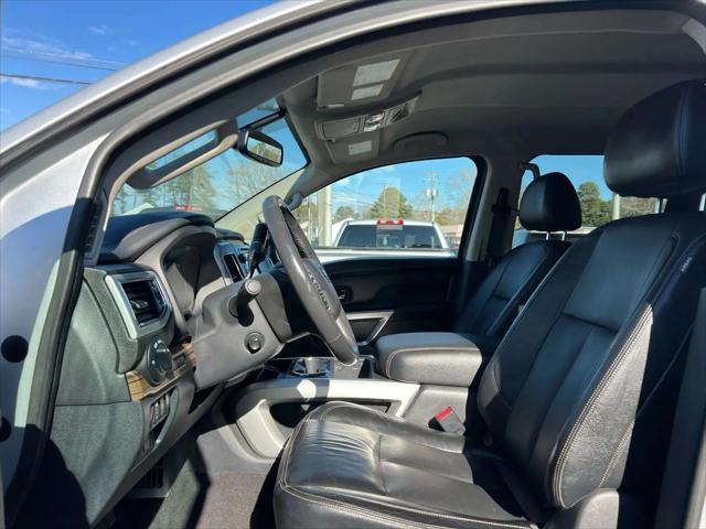 2017 Nissan Titan SL