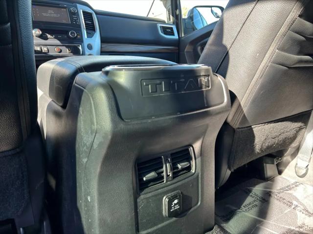 2017 Nissan Titan SL