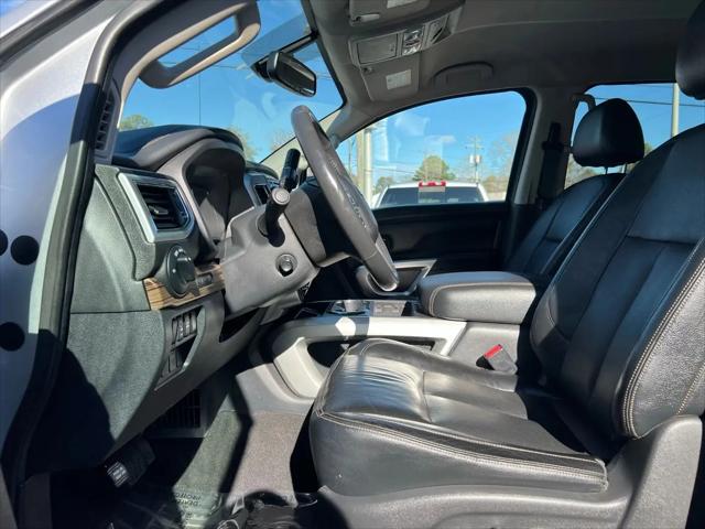 2017 Nissan Titan SL