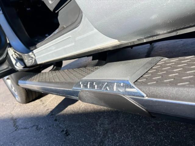 2017 Nissan Titan SL