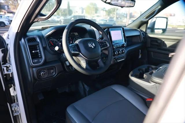 2026 Ram 3500 Tradesman/Big Horn