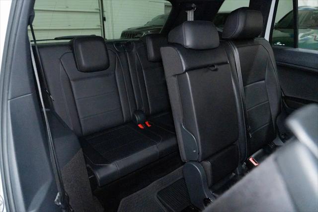 2020 Volkswagen Tiguan 2.0T SE R-Line Black