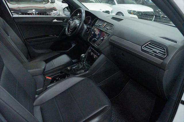 2020 Volkswagen Tiguan 2.0T SE R-Line Black