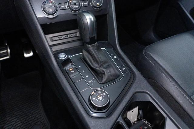 2020 Volkswagen Tiguan 2.0T SE R-Line Black