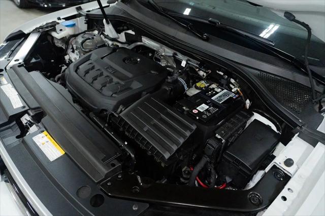 2020 Volkswagen Tiguan 2.0T SE R-Line Black