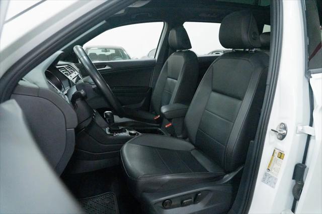 2020 Volkswagen Tiguan 2.0T SE R-Line Black