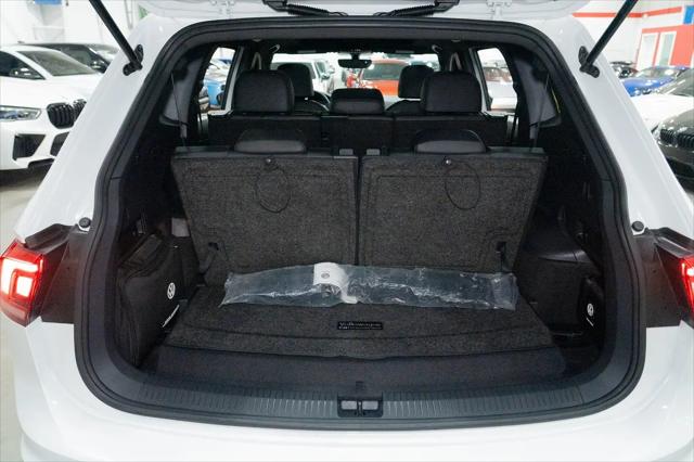 2020 Volkswagen Tiguan 2.0T SE R-Line Black