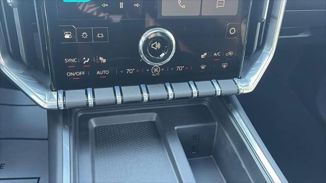 2026 GMC Acadia Elevation FWD