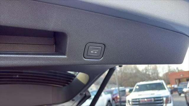 2026 GMC Acadia Elevation FWD