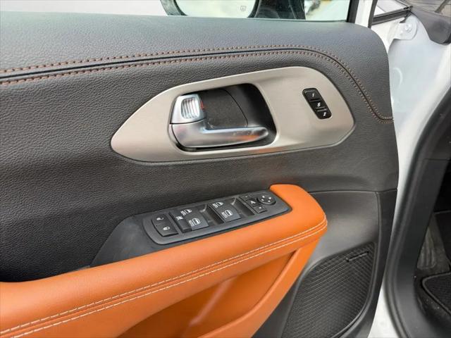 2026 Chrysler Pacifica Pinnacle AWD