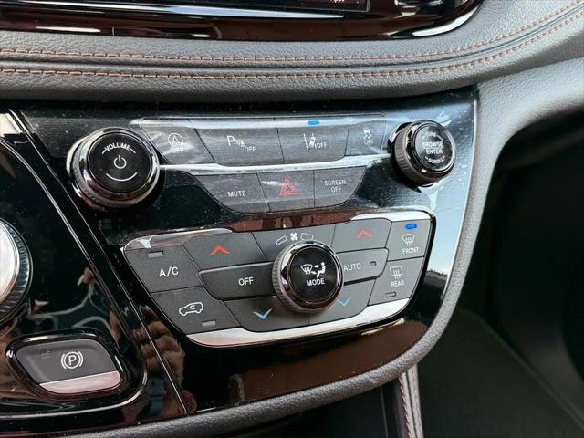 2026 Chrysler Pacifica Pinnacle AWD