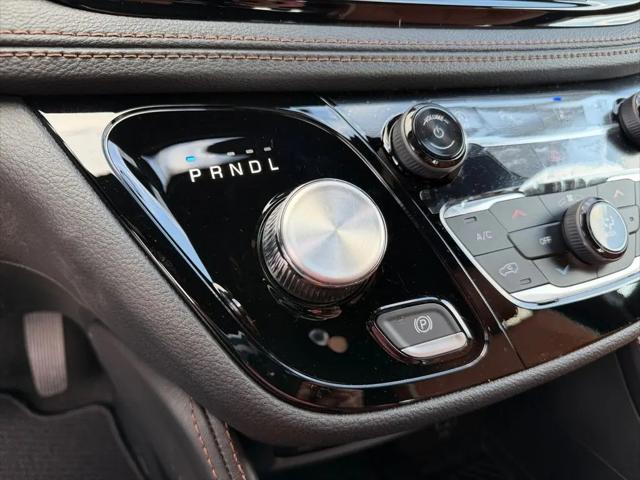 2026 Chrysler Pacifica Pinnacle AWD